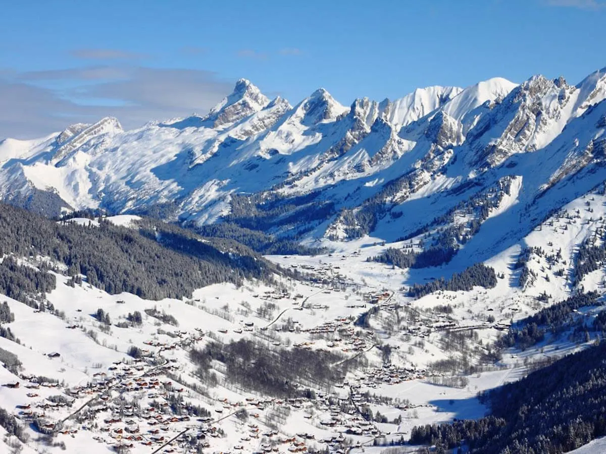 Апартаменты Appartement 3 Pieces Avec Balcon Et Wifi Au Centre De La Clusaz - Fr-1-459-20 Франция