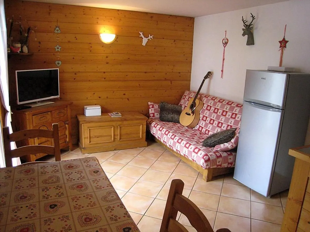 Appartement 3 Pieces Avec Balcon Et Wifi Au Centre De La Clusaz - Fr-1-459-20 0*,